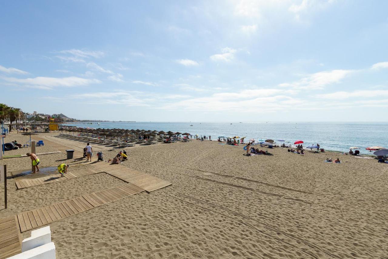 2Nd Line From The Beach , Seaviews + Parking &Pool Benalmádena Eksteriør billede